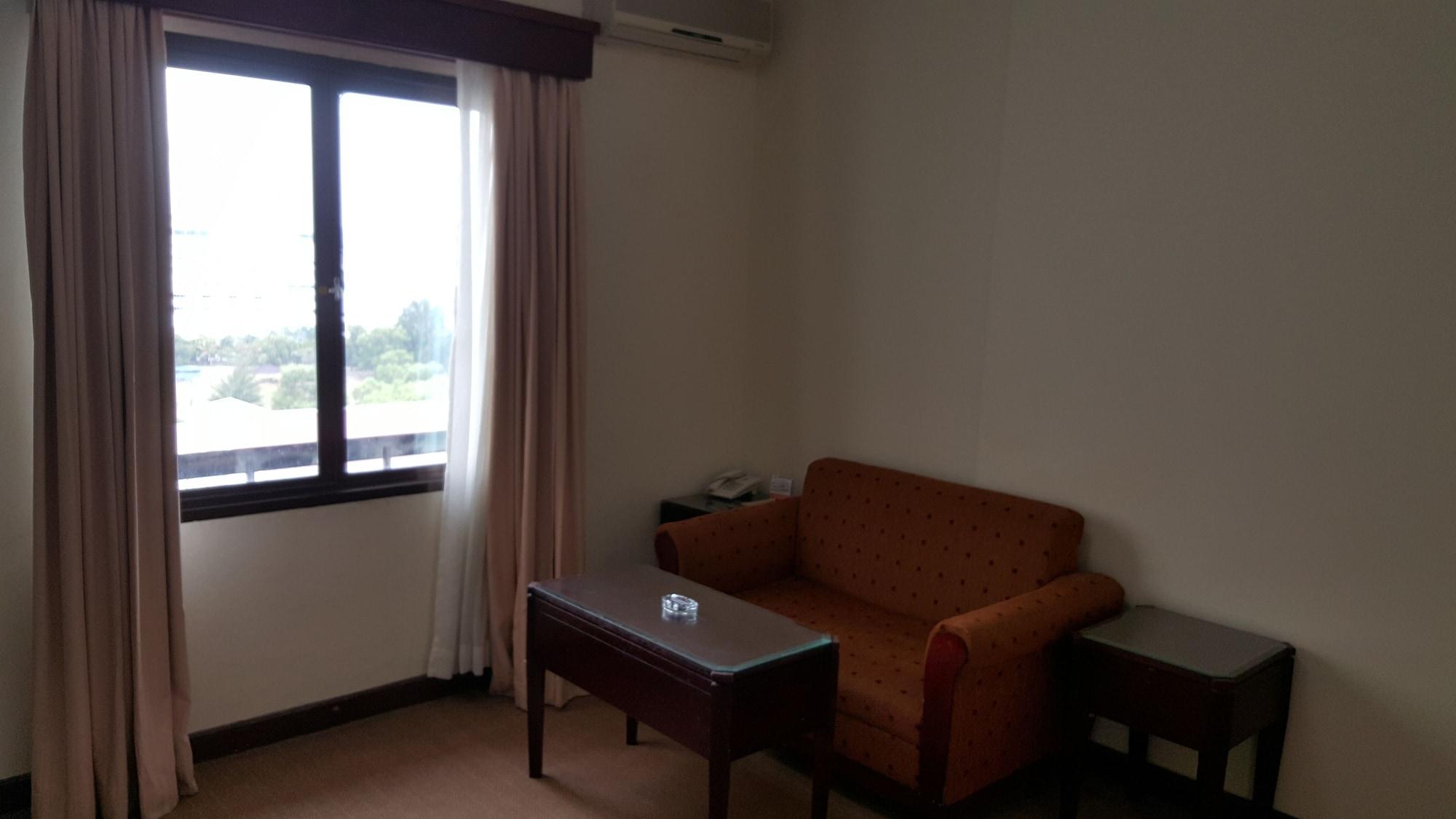 Harbourbay Amir Hotel Batam Bagian luar foto
