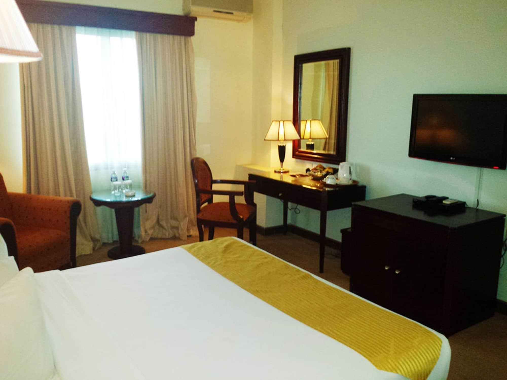 Harbourbay Amir Hotel Batam Bagian luar foto