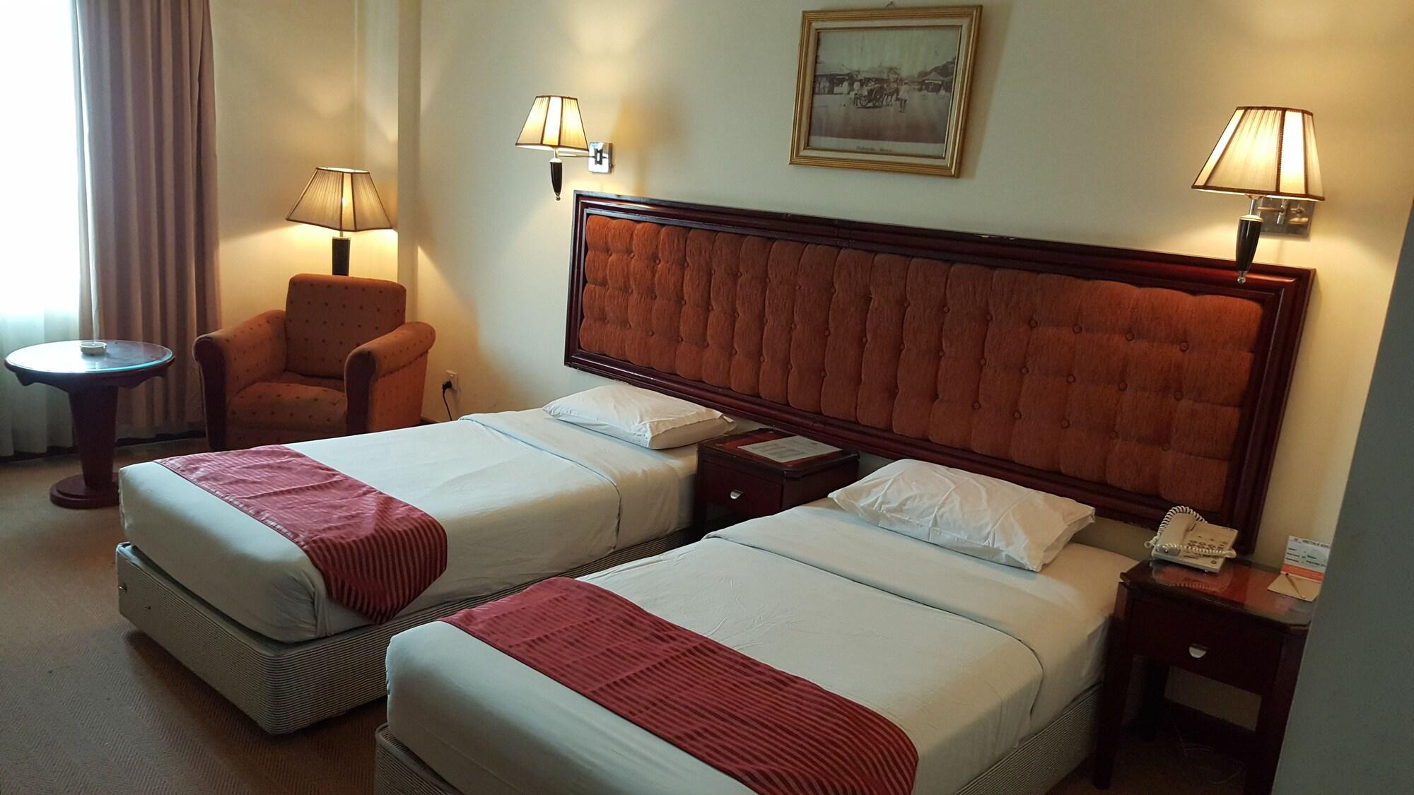 Harbourbay Amir Hotel Batam Bagian luar foto