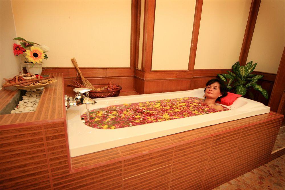 Harbourbay Amir Hotel Batam Bagian luar foto