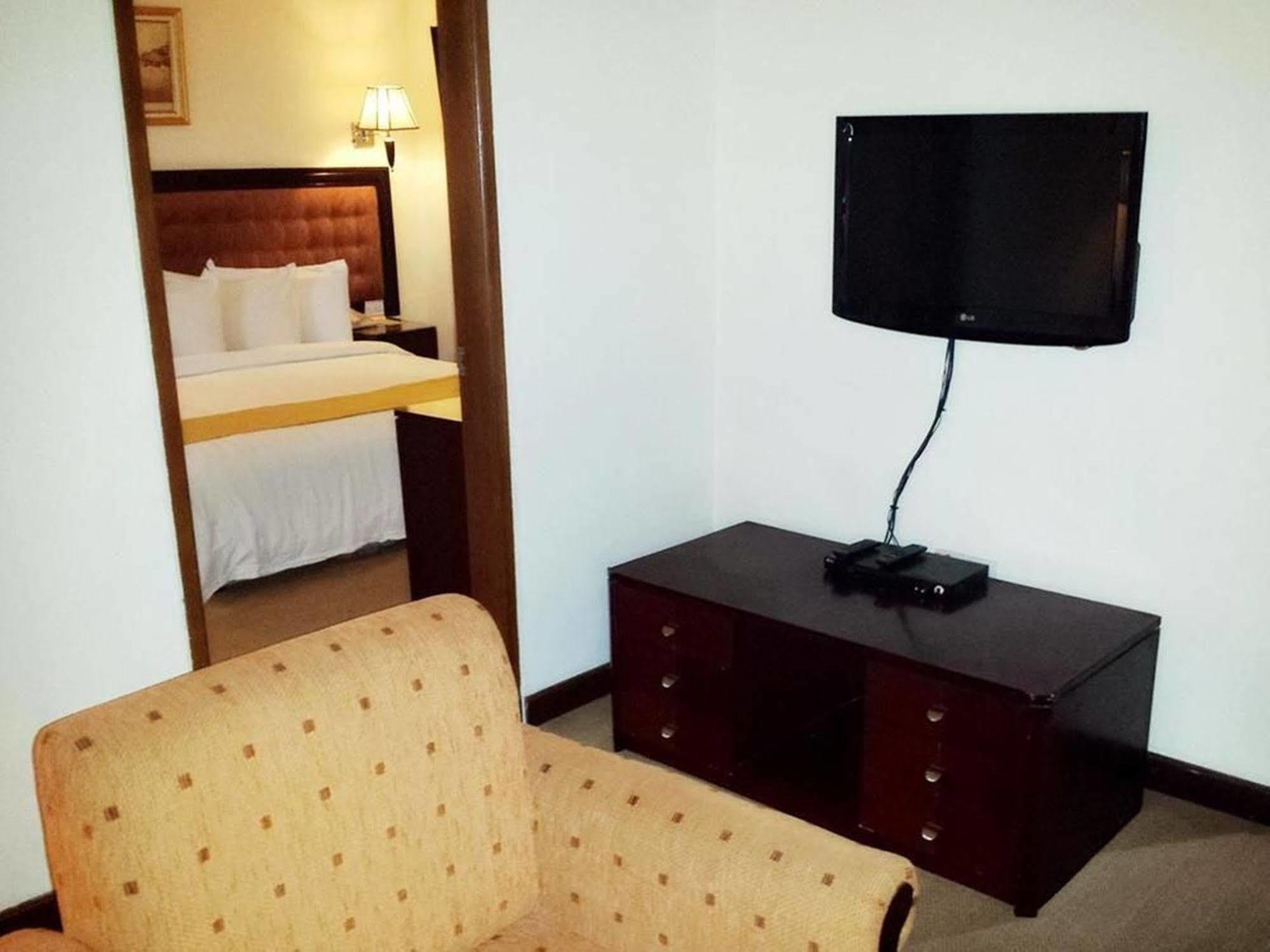 Harbourbay Amir Hotel Batam Bagian luar foto