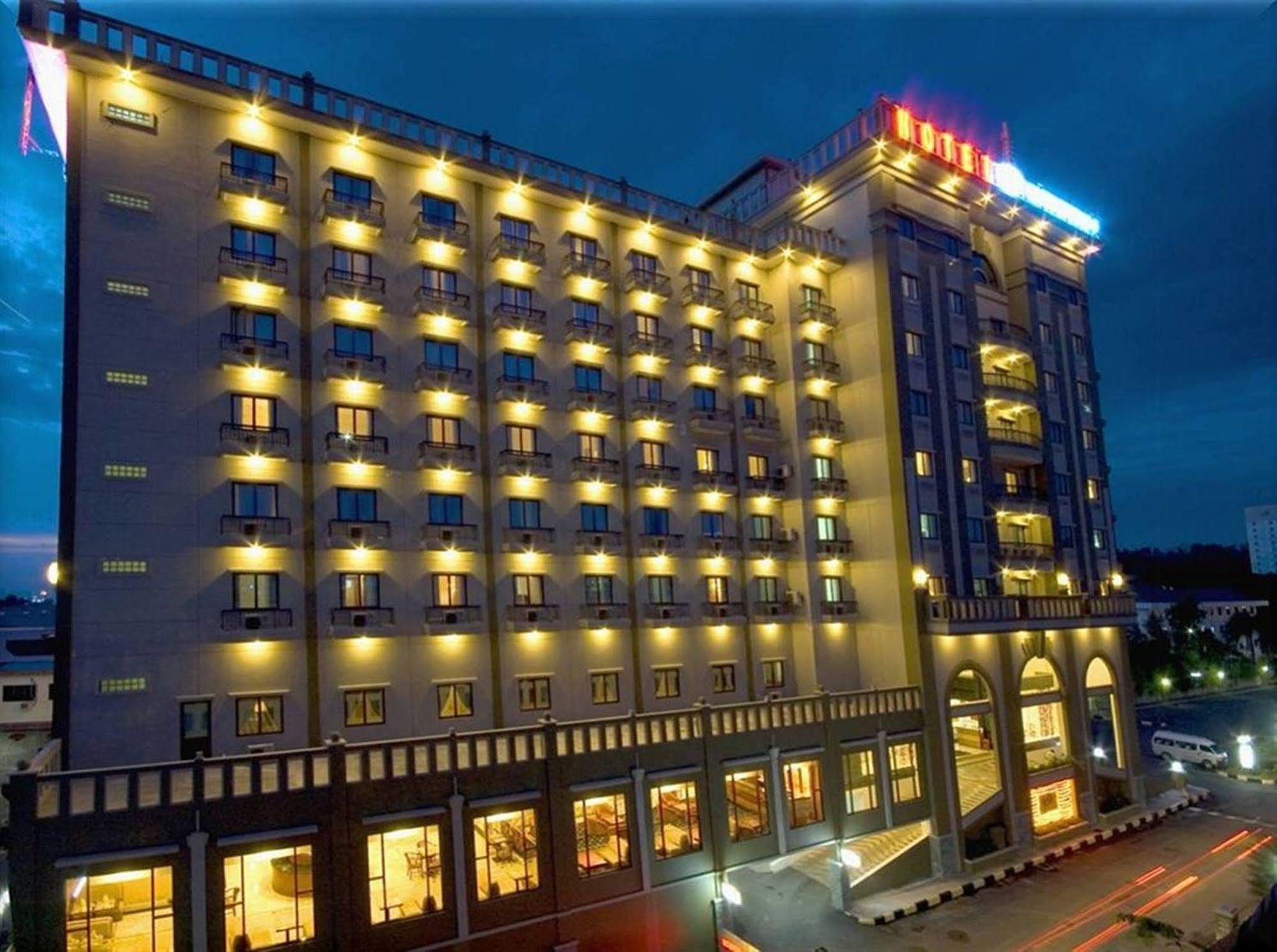 Harbourbay Amir Hotel Batam Bagian luar foto